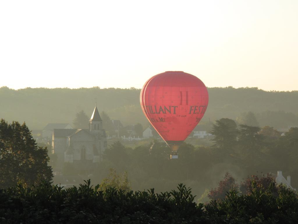Hotel La Longue Vue Gennes-Val-de-Loire Exteriér fotografie